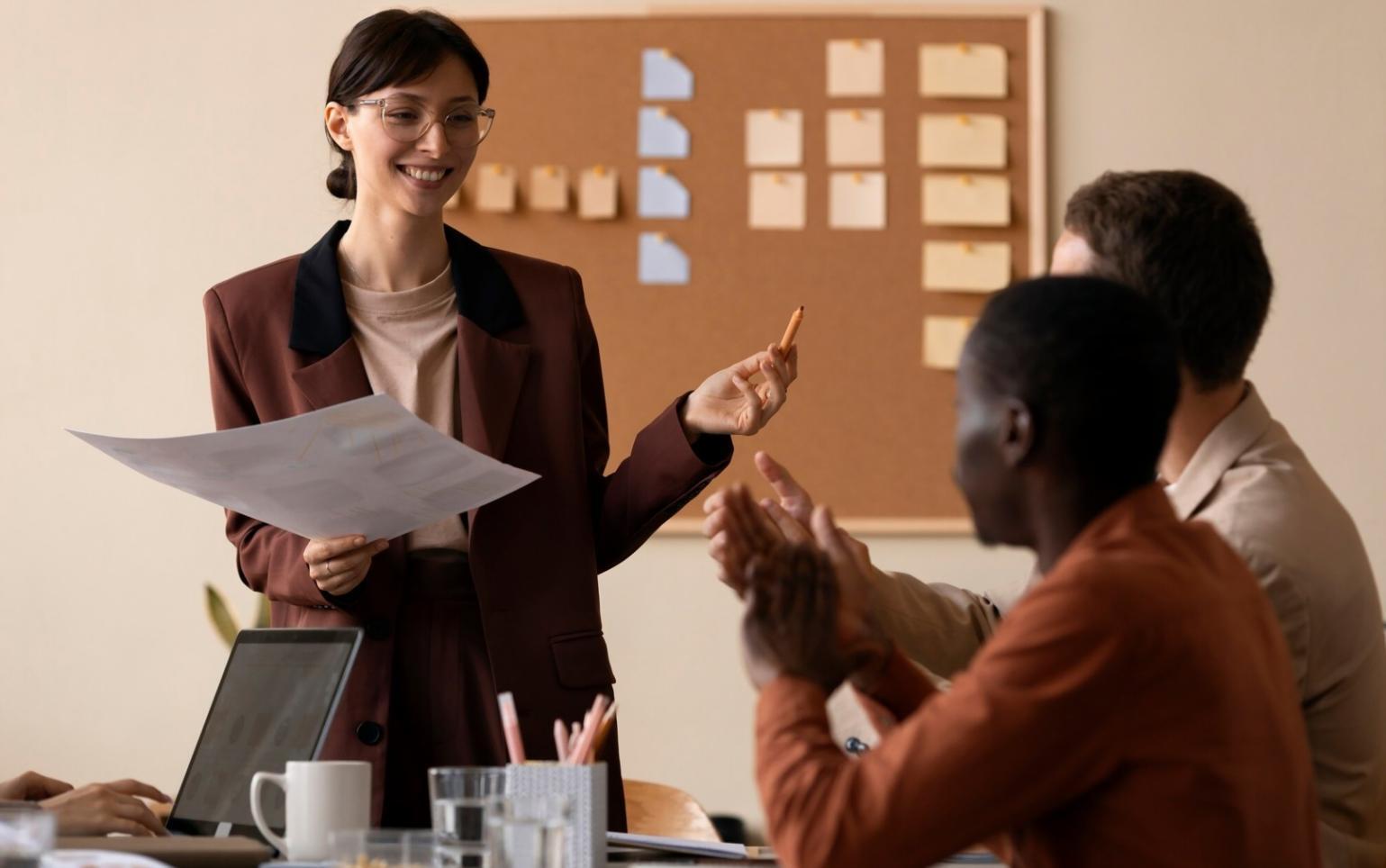 Strumenti digitali e software di analisi per la valutazione dei rischi assicurativi