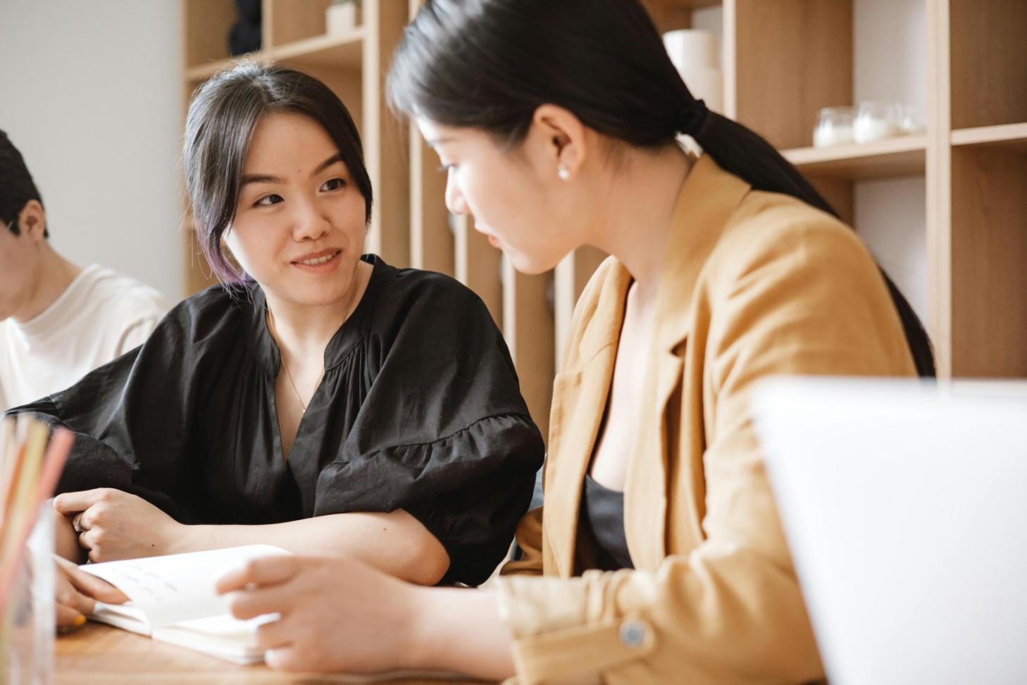 Reportistica dettagliata e proposte assicurative personalizzate preparate per i clienti